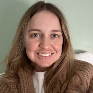 Meet your Posher, Abigail